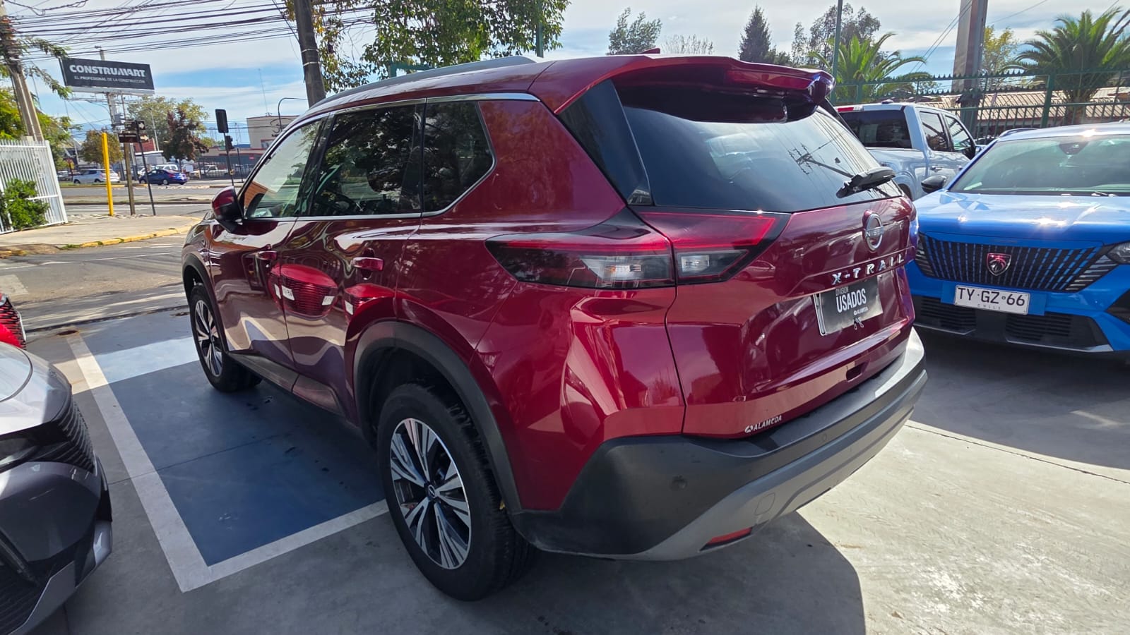 Nissan X TRAIL 4X2 7P CVT 2.5 2024 - Imagen 5 de 12