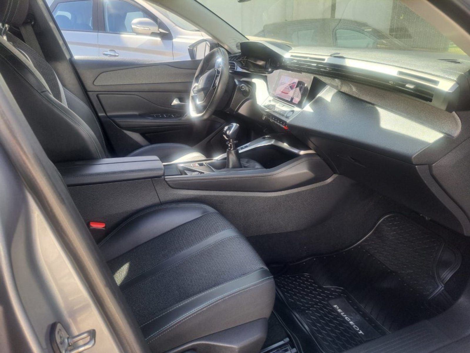 Peugeot 308 1.2 2024 - Imagen 6 de 9