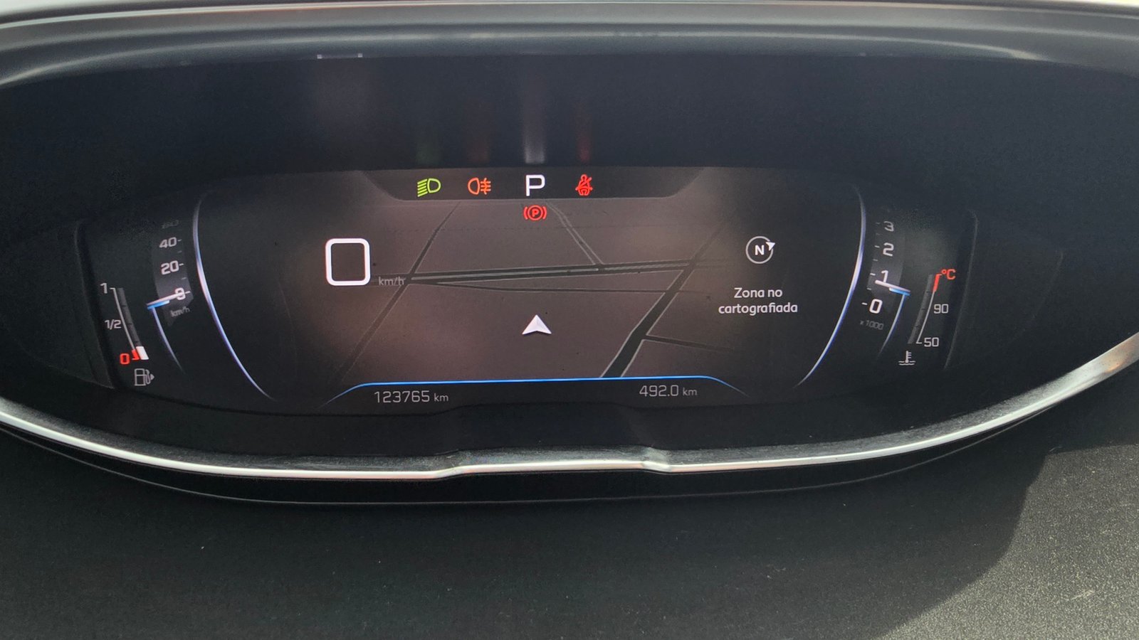 Peugeot 3008 BLUE HDI 1.5 2022 - Imagen 8 de 10