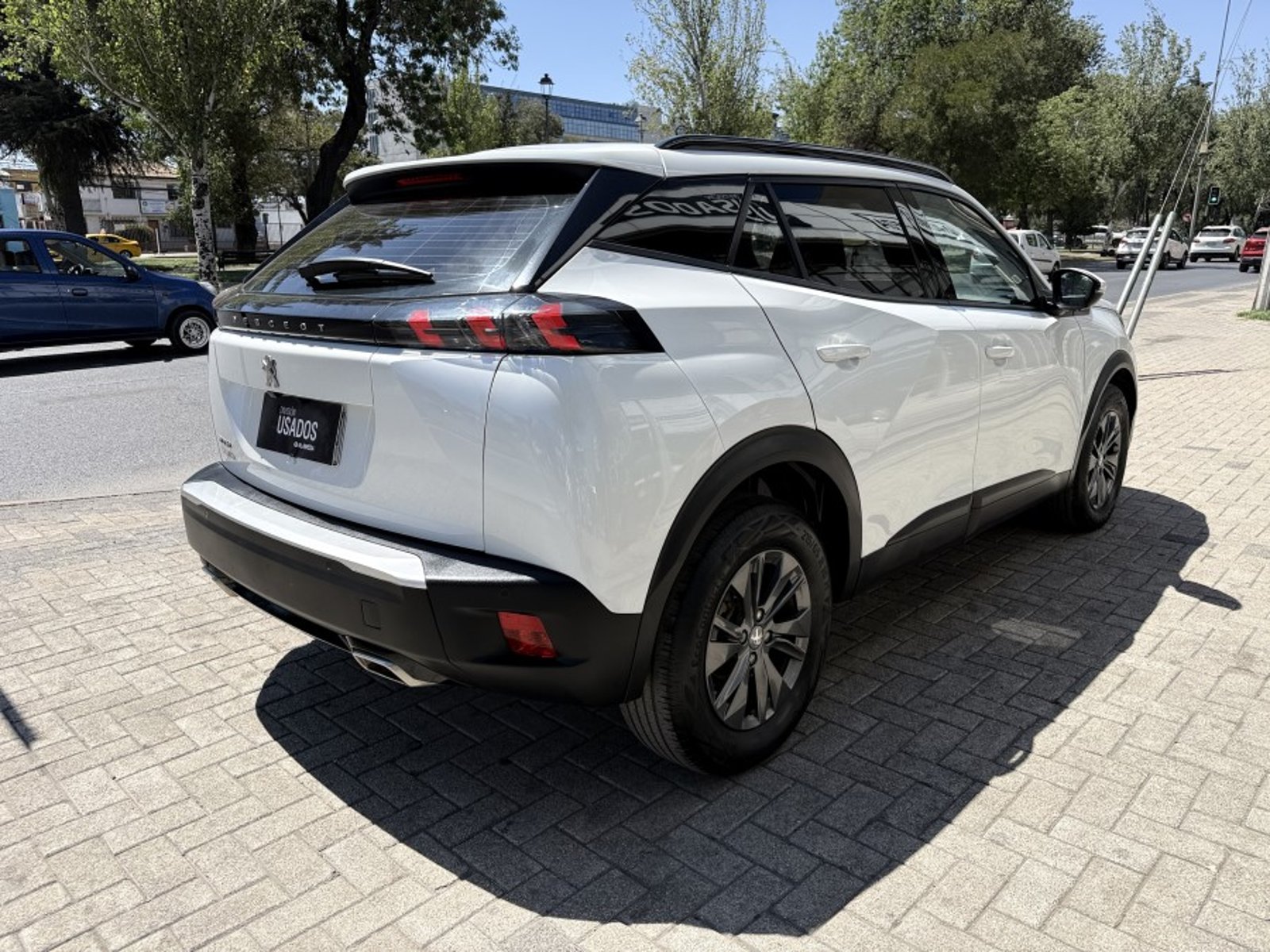 Peugeot 2008 ACTIVE 1.2 2022 - Imagen 6 de 8