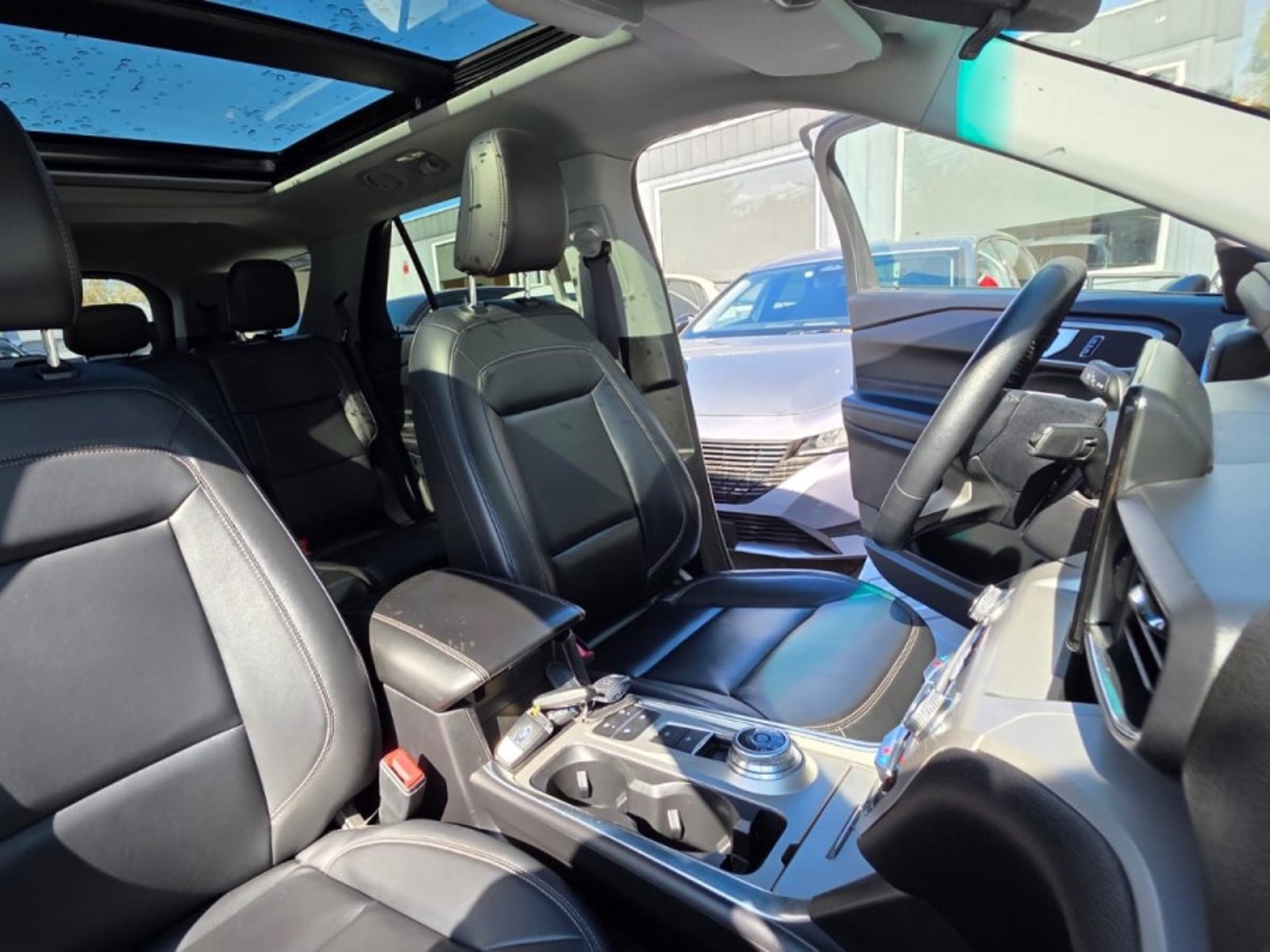 Ford EXPLORER 2WD 2.3 AUT 2024 - Foto 5 de 12