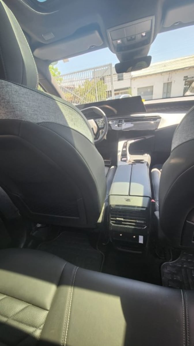 Peugeot 3008 GT 1.2 AUT 2025 - Imagen 7 de 10