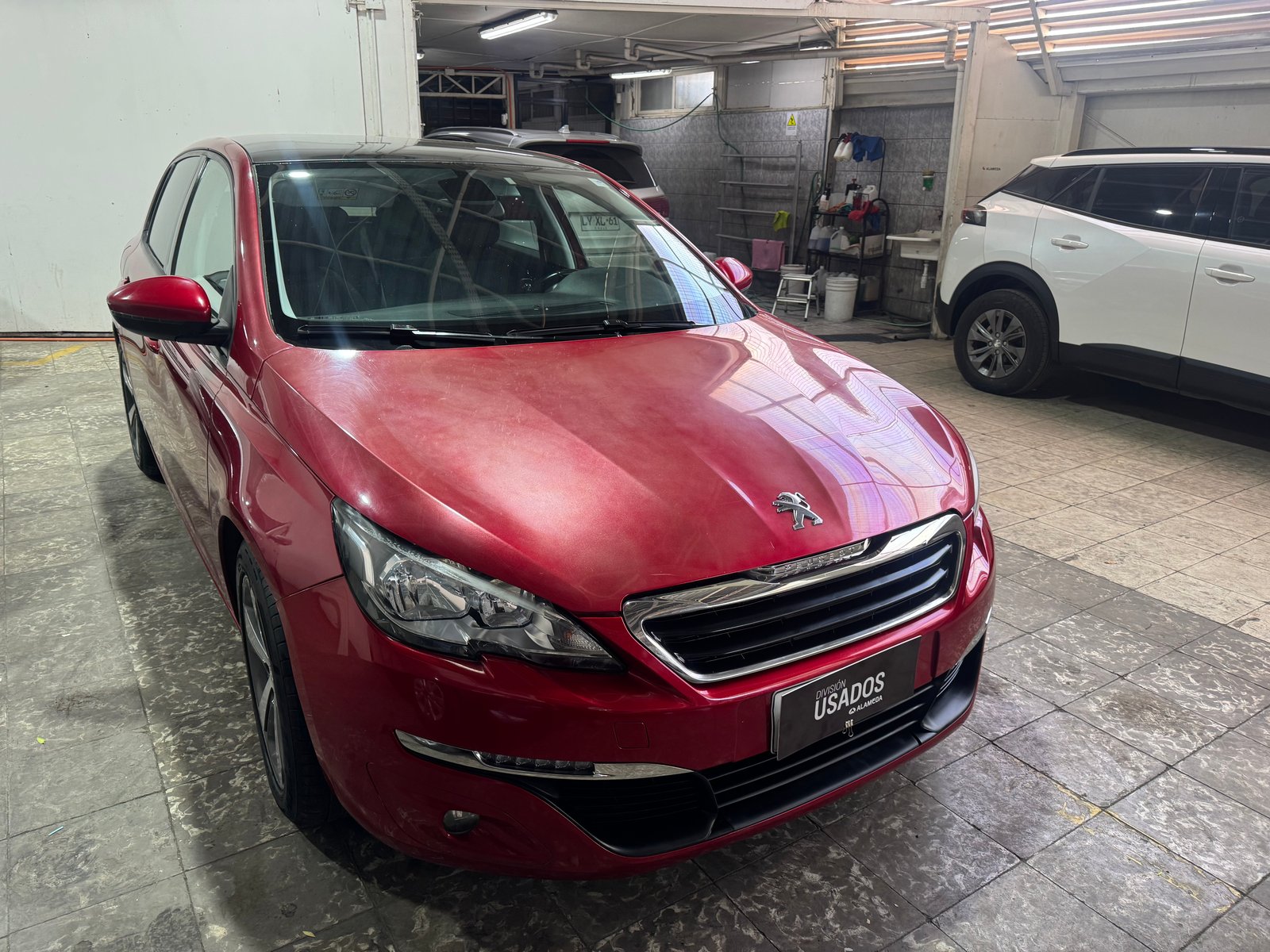 Peugeot 308 ALLURE 1.2 2017 - Imagen 5 de 9