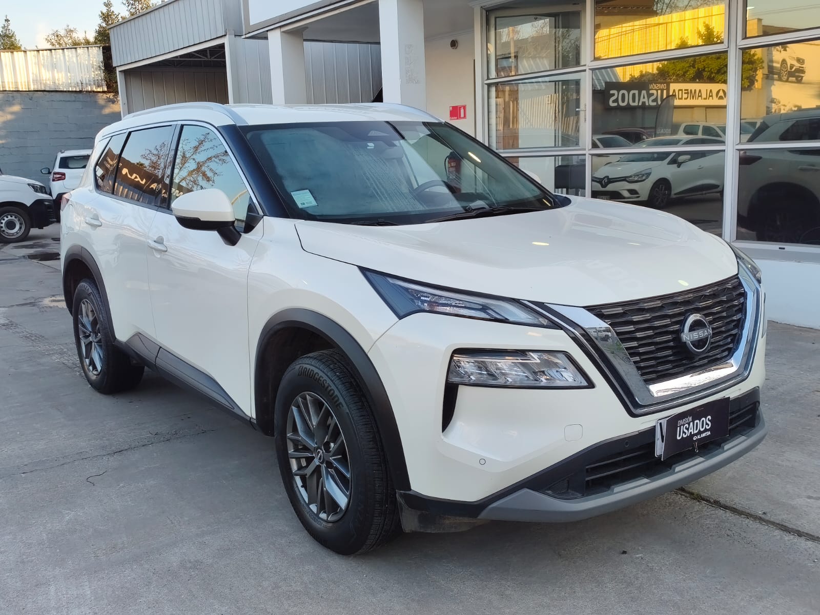Nissan X TRAIL 4X2 2.5 AUT 2025 - Foto 2 de 14