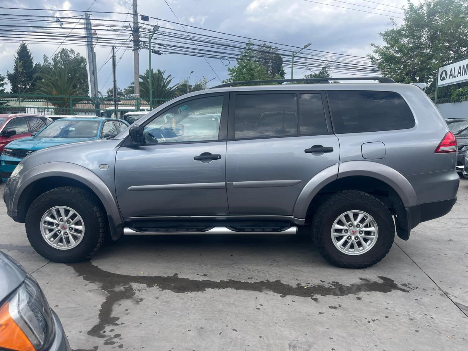 Mitsubishi MONTERO SPORT 2.5 2016 - Foto 3 de 7