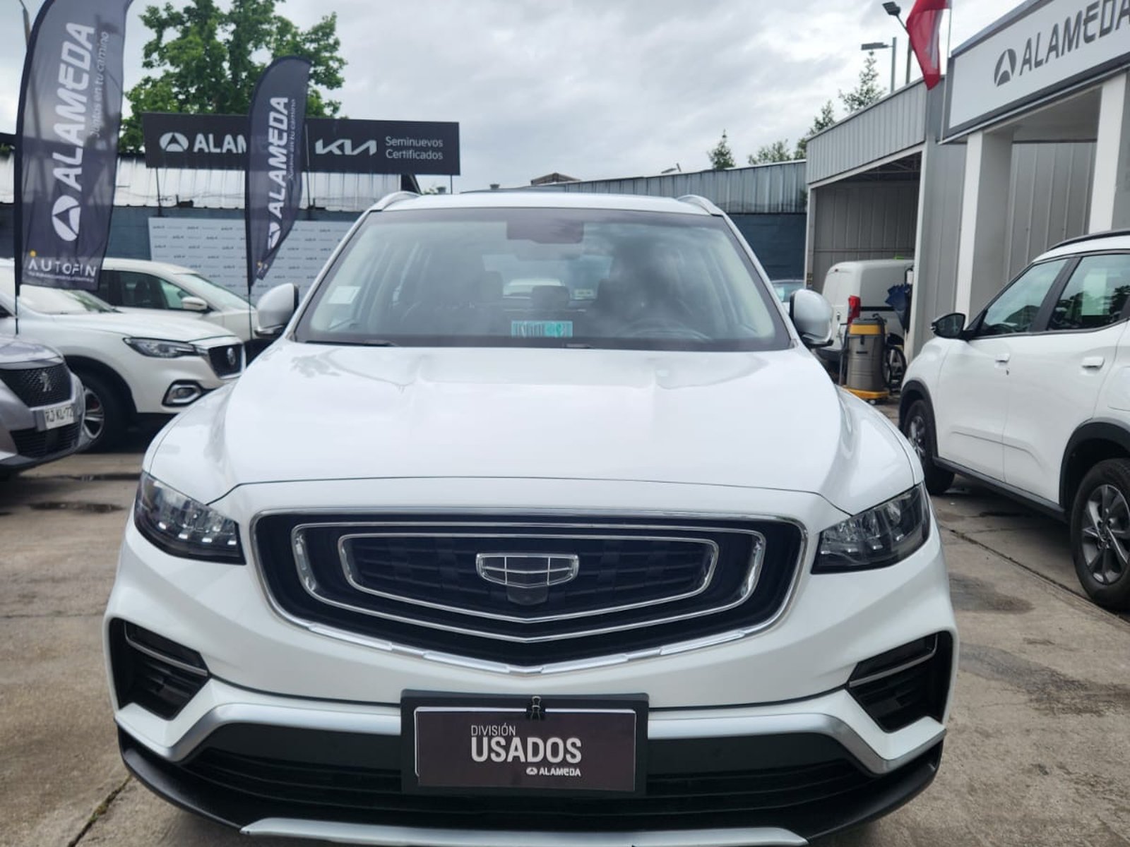 Geely AZKARRA 1.5 AUT 2024 - Foto 2 de 9