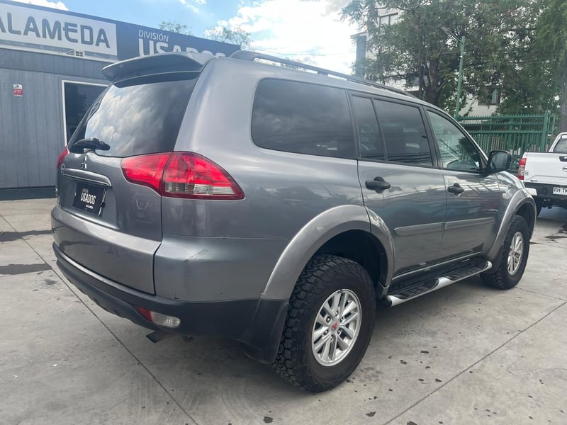 Mitsubishi MONTERO SPORT 2.5 2016 - Imagen 6 de 7