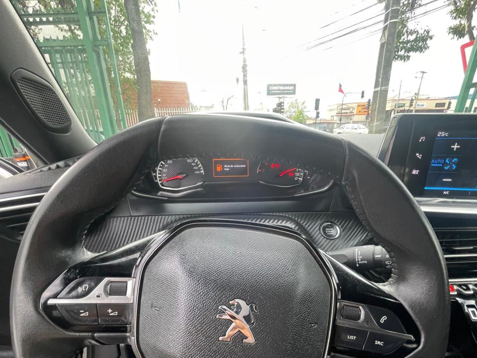 Peugeot 2008 PURETECH 130 4X2 1.2 2023 - Foto 5 de 9