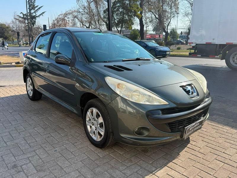 Peugeot 207 COMPACT ONE LINE 1.4 2009 - Imagen 3 de 9