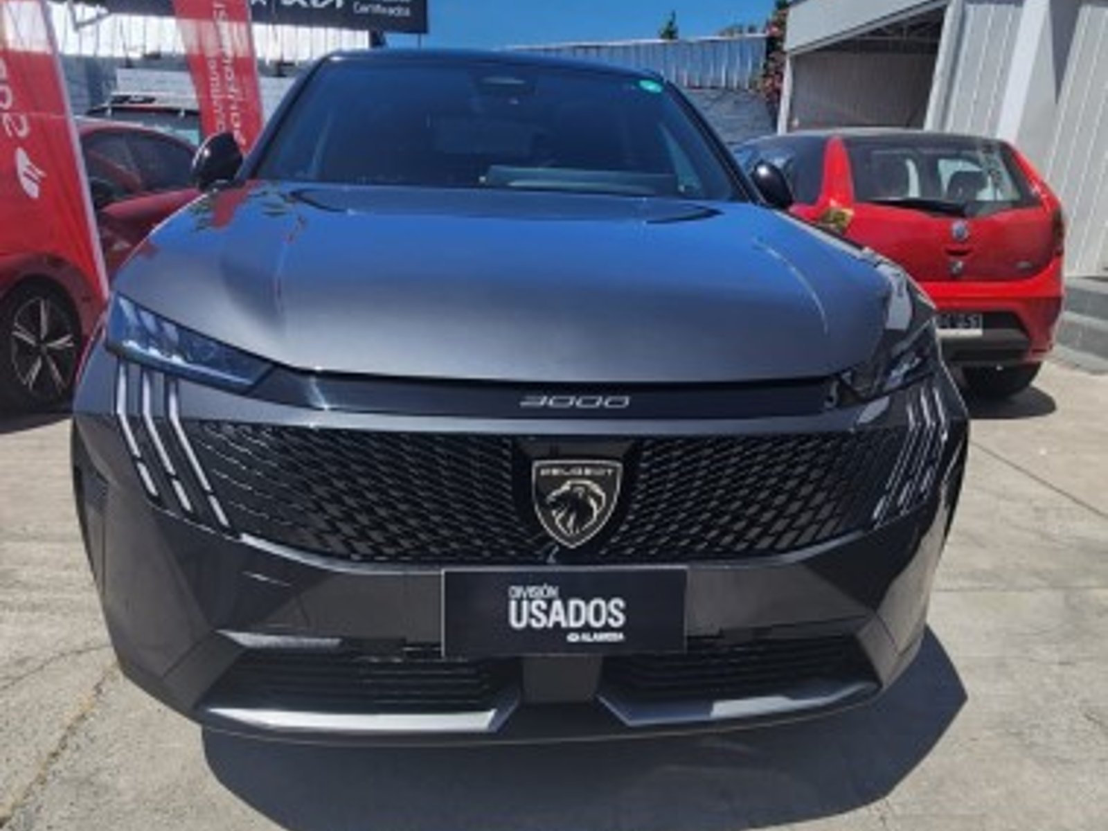 Peugeot 3008 GT 1.2 AUT 2025 - Foto 2 de 10