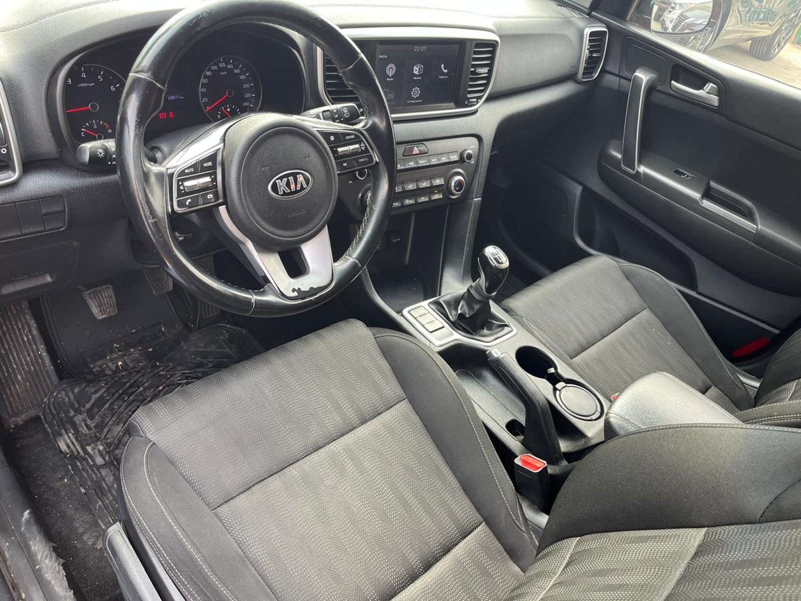 Kia SPORTAGE LX 2.0 2019 - Foto 4 de 9