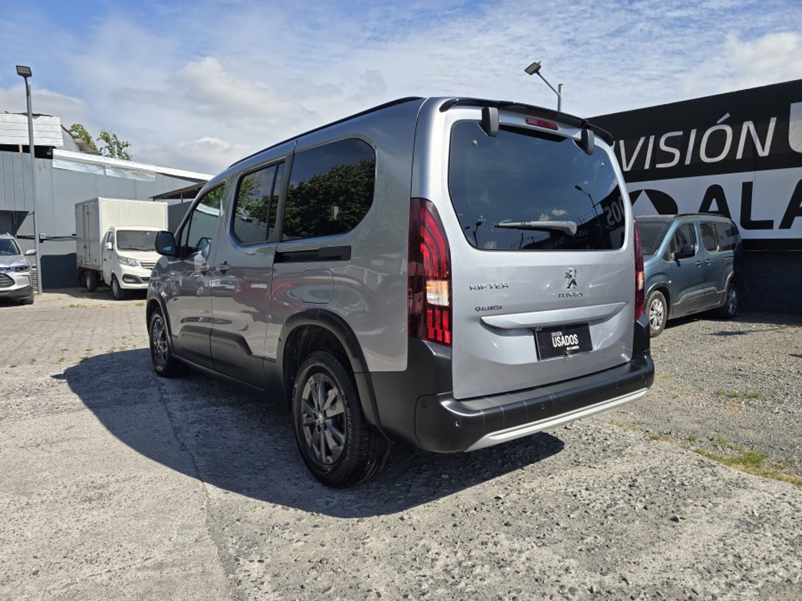 Peugeot RIFTER ALLURE BLUE HDI 4X2 1.5 2024 - Imagen 7 de 7