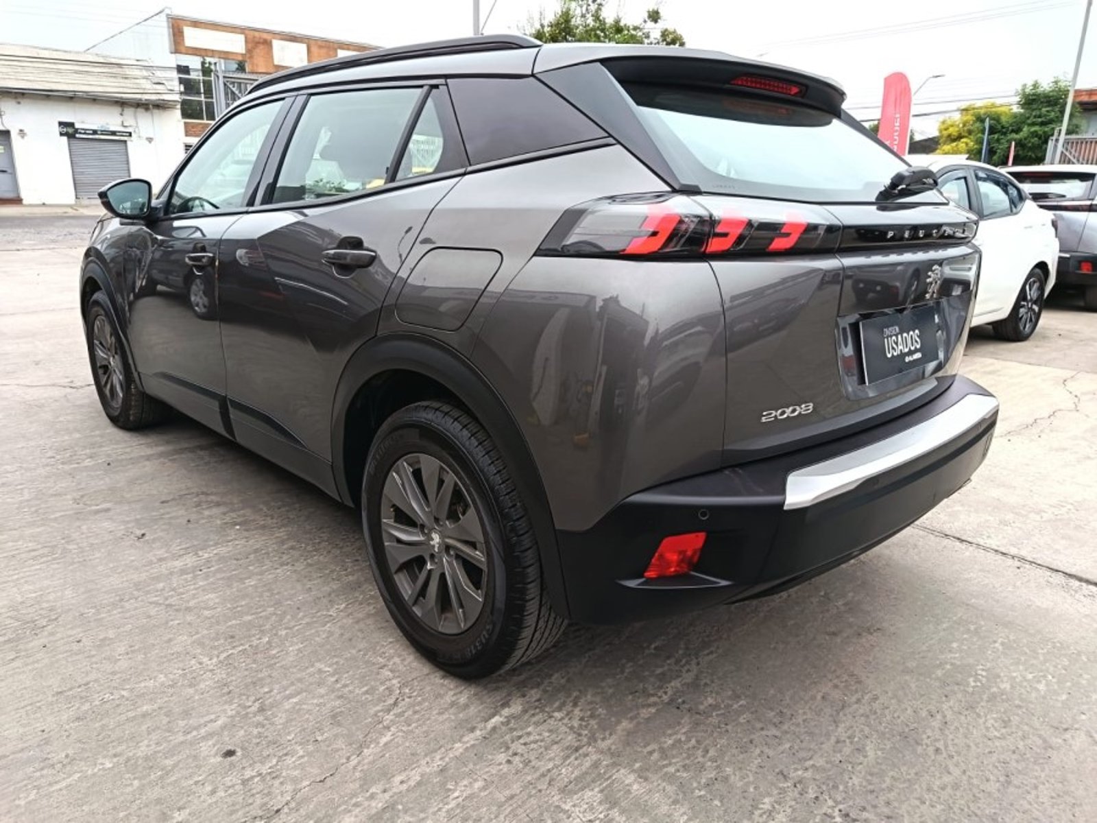 Peugeot 2008 ACTIVE BLUEHDI 1.5 2021 - Foto 5 de 7