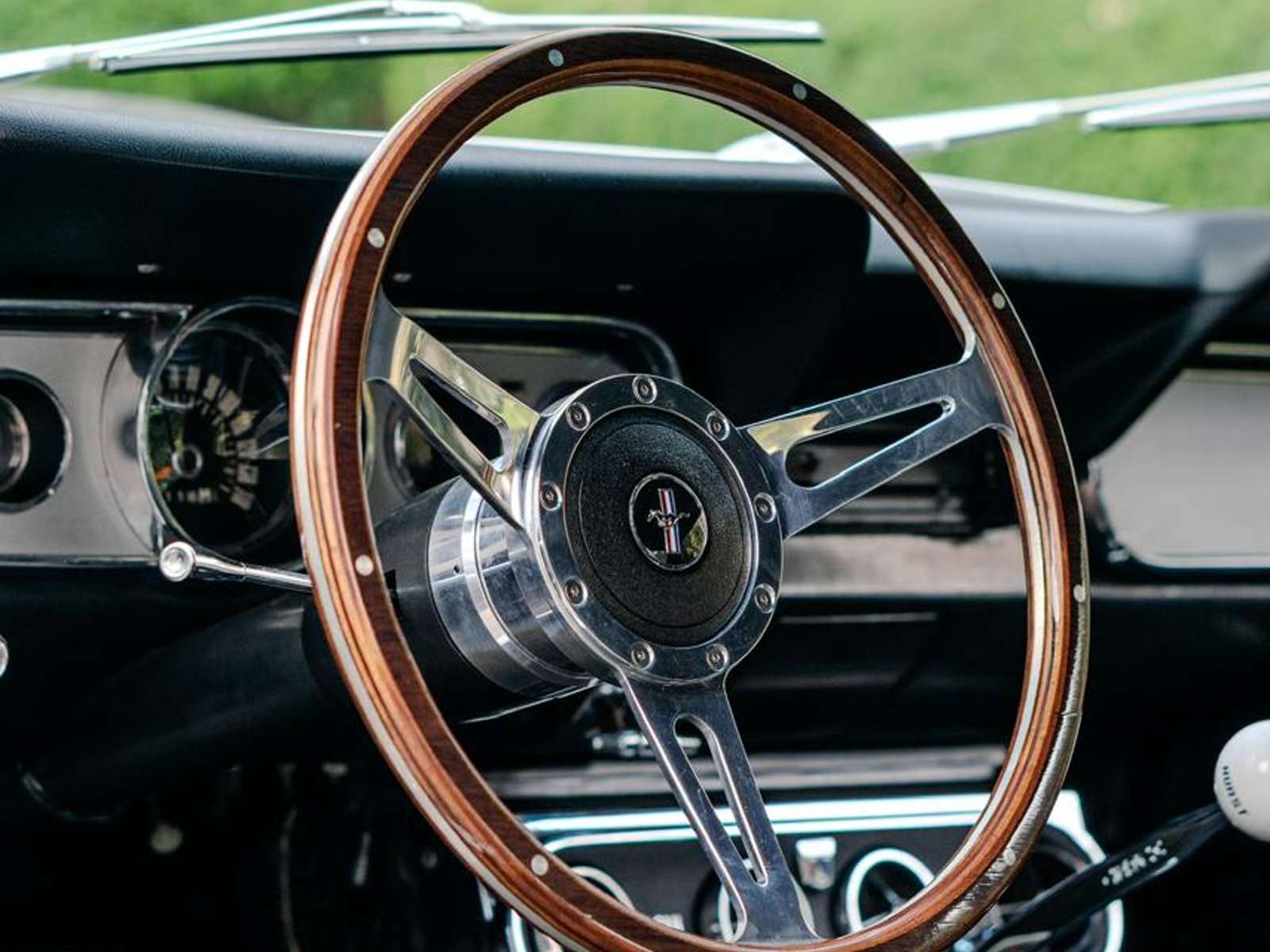 Ford Mustang Hardtop 1966 - Foto 2 de 6