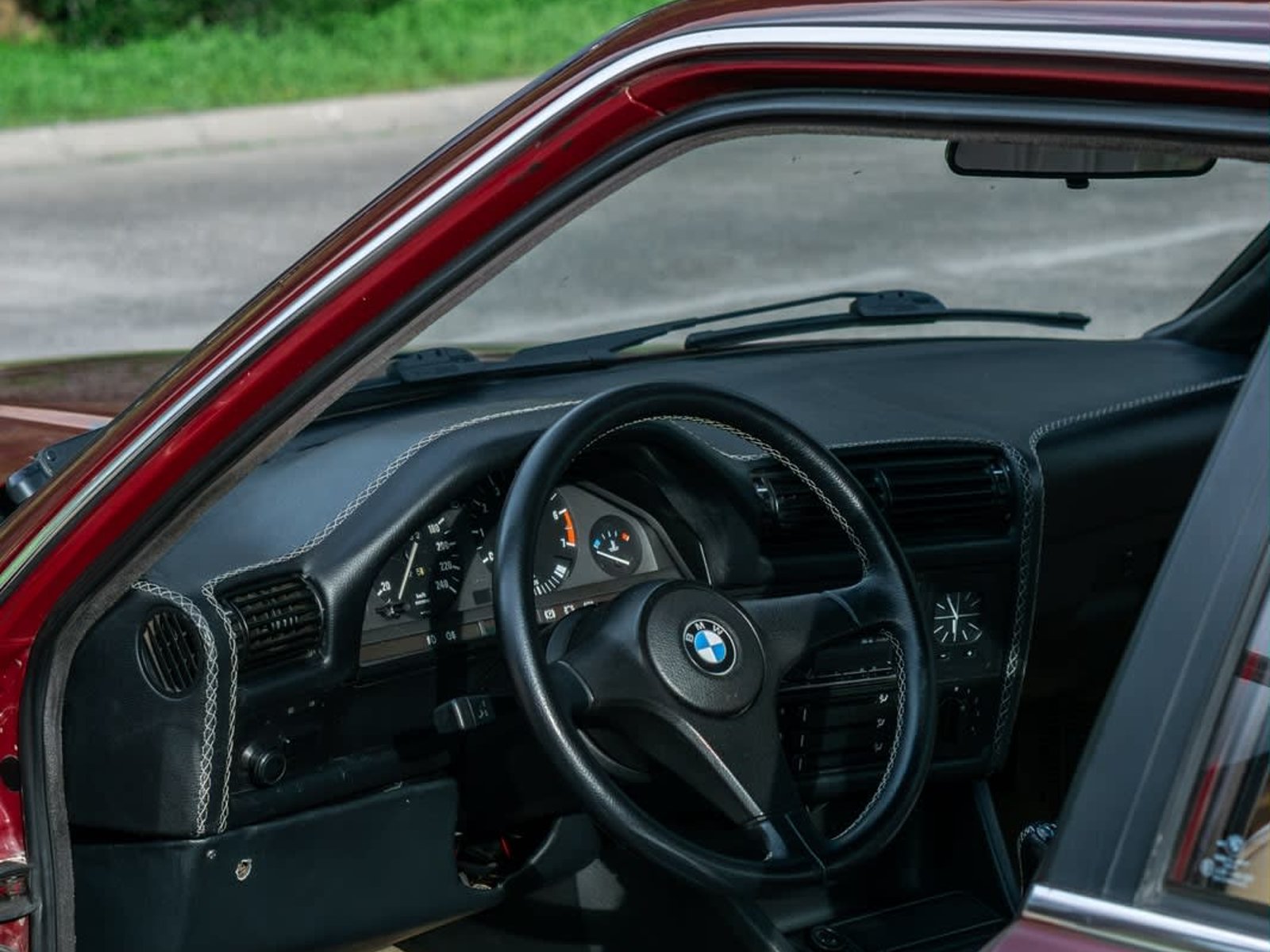 BMW 316i 1988 - Foto 2 de 6