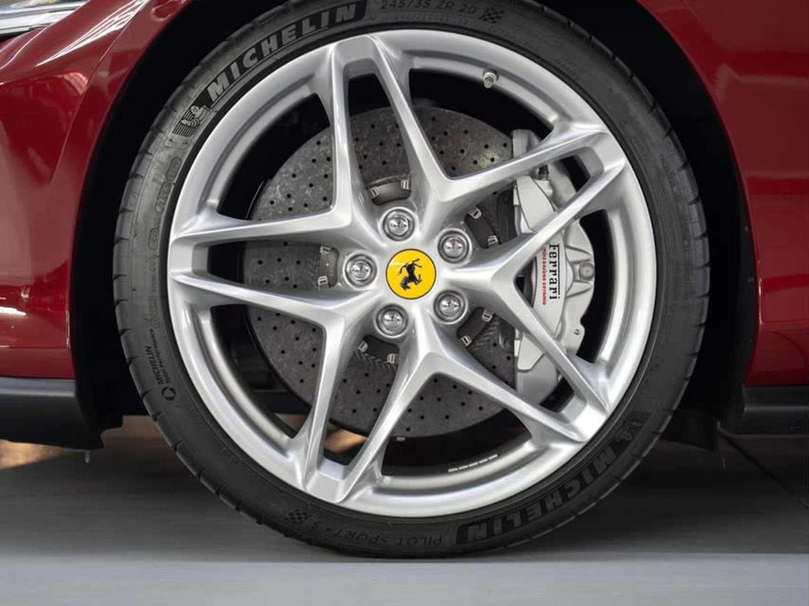 Ferrari Roma 2024 - Foto 5 de 6