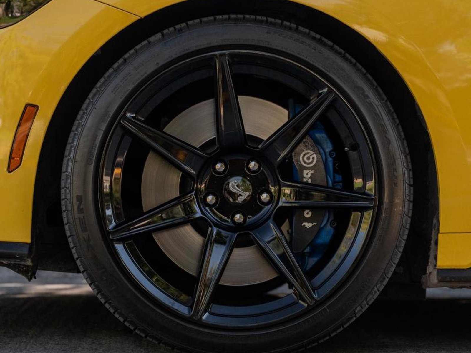 Ford Mustang GT 2024 - Foto 3 de 6