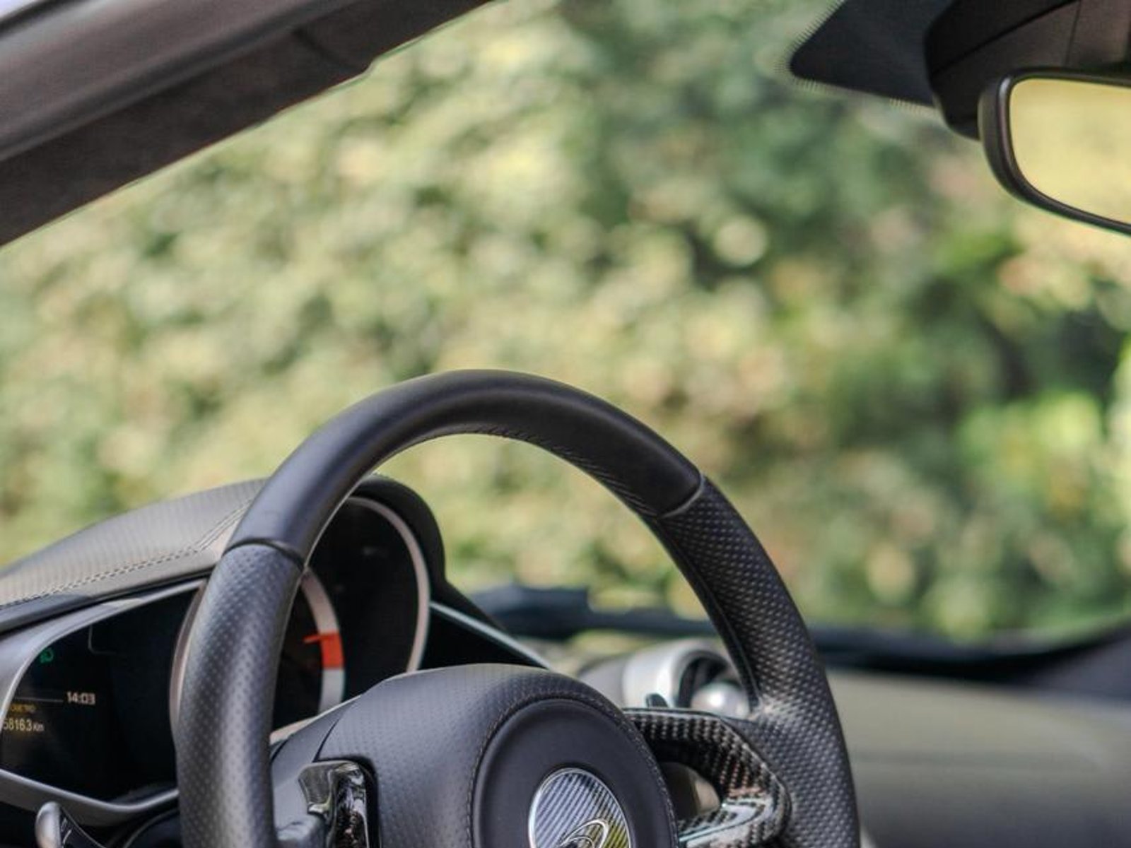 McLaren MP4 12C Spyder 2015 - Foto 2 de 6