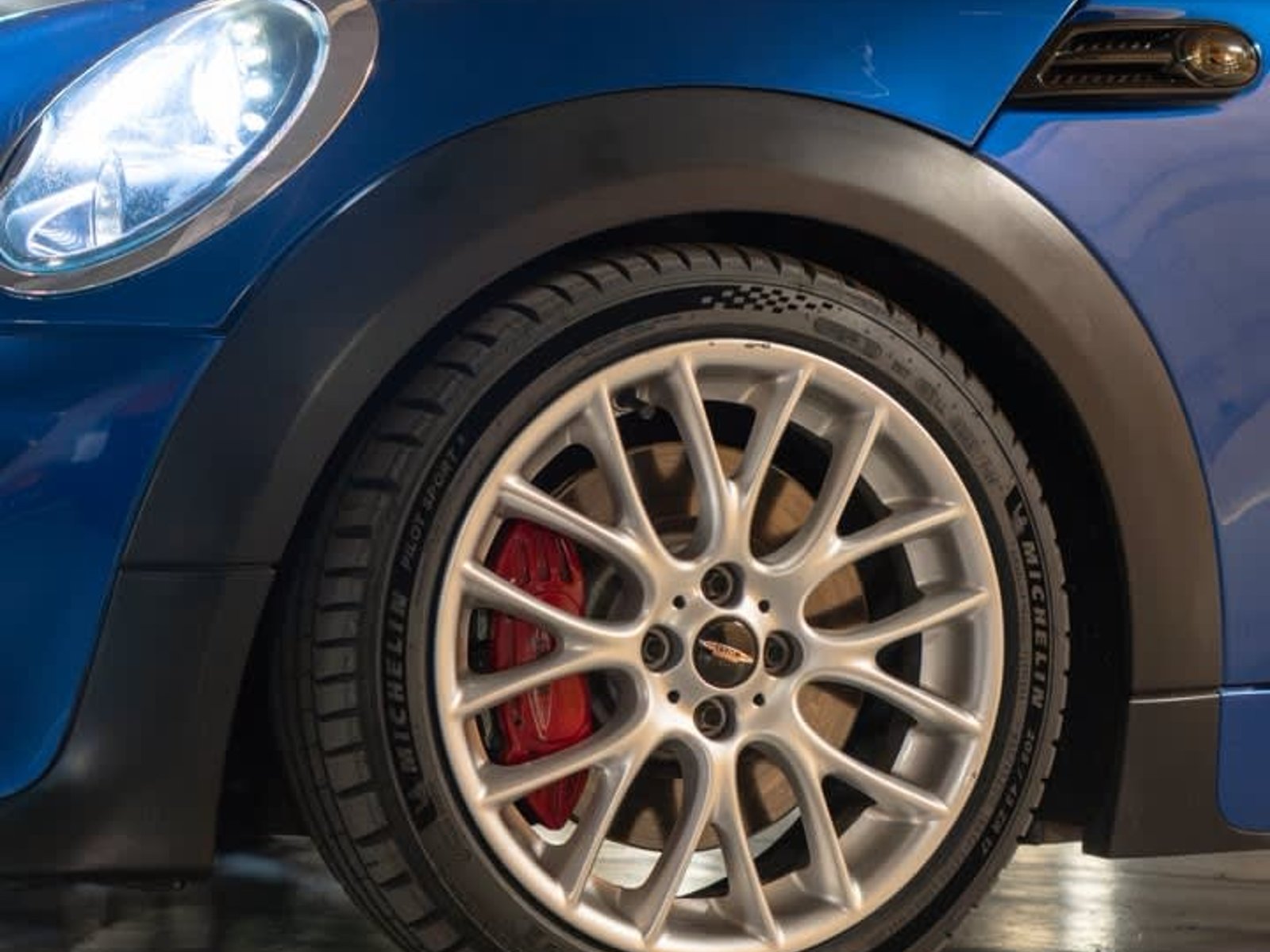 Mini Cooper JCW 2013 - Foto 4 de 6