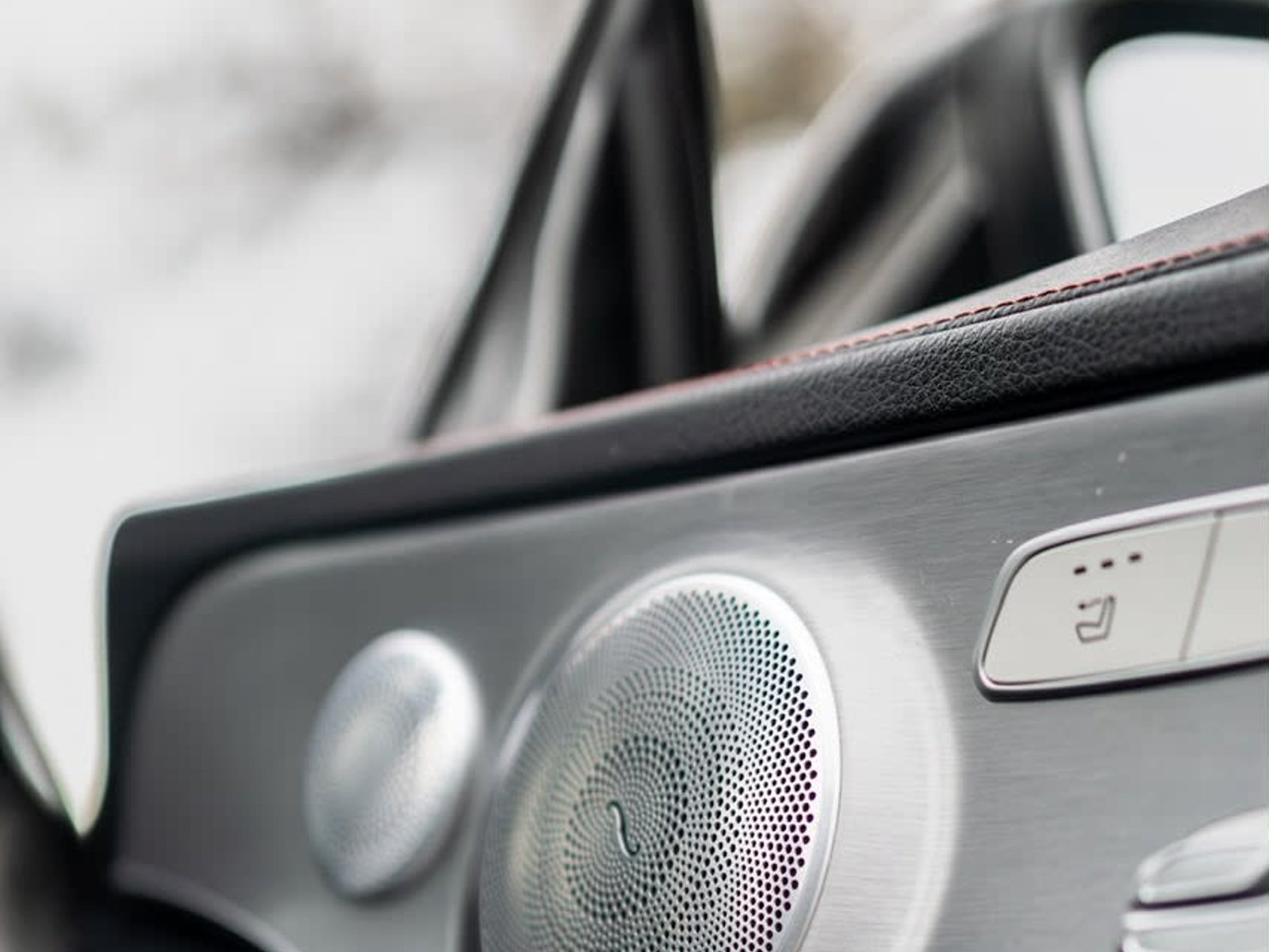 Mercedes-Benz C43 AMG 2019 - Foto 4 de 6