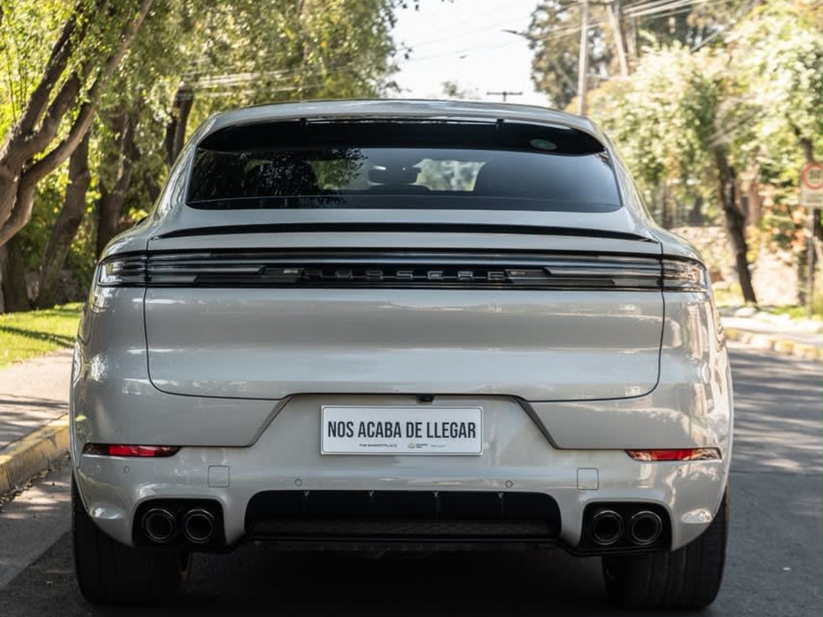 Porsche Cayenne Coupe E-Hybrid 2024 - Foto 4 de 6