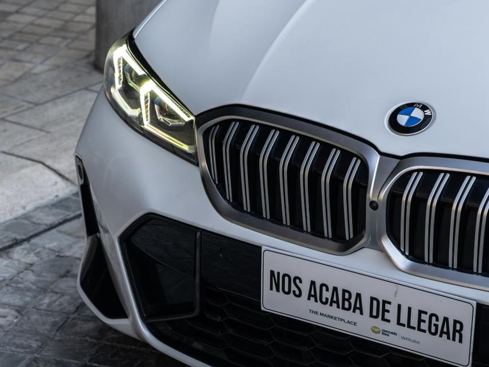 BMW 330I TOURING 2.0 AUT 2024 - Foto 5 de 6