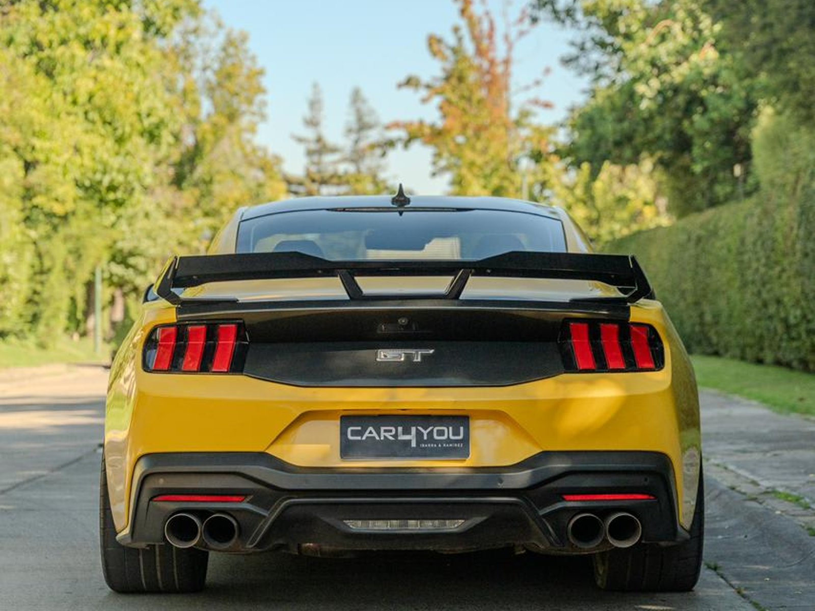 Ford Mustang GT 2024 - Foto 4 de 6