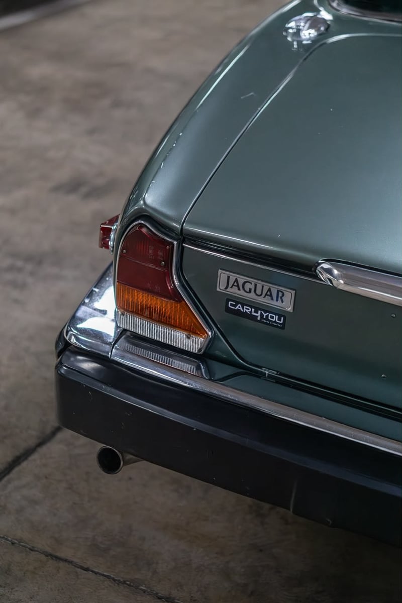 Jaguar XJ6 1985 - Imagen 4 de 6