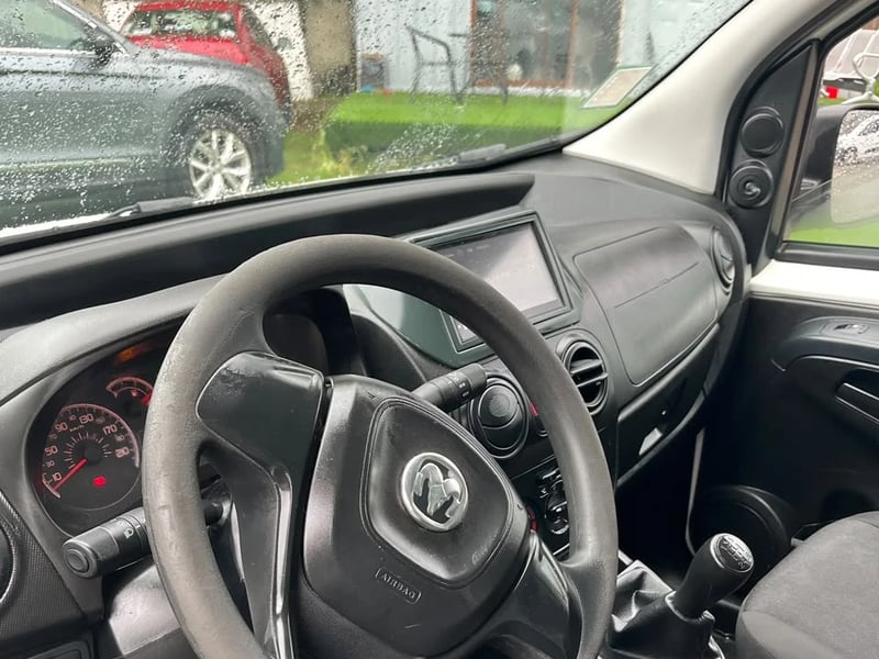 RAM VAN 700 CITY 2023 - Imagen 10 de 11