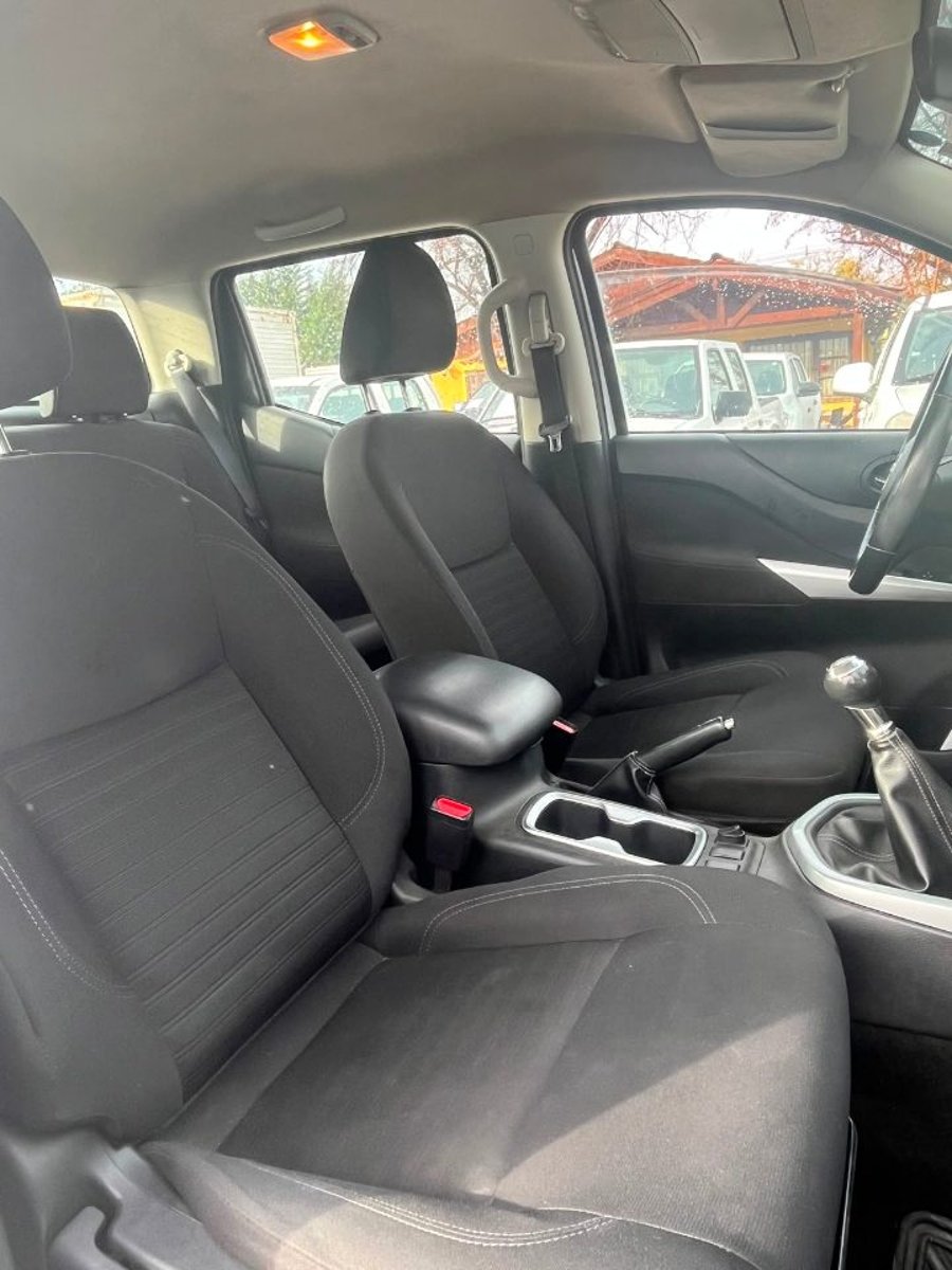Nissan NAVARA 2023 - Imagen 7 de 8