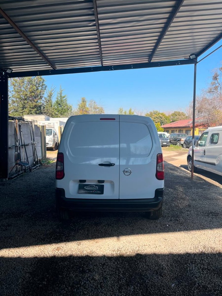 OPEL COMBO 2023 - Imagen 6 de 9