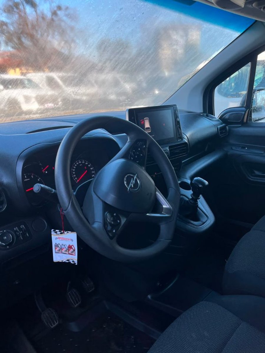 Opel COMBO 2024 - Imagen 9 de 10