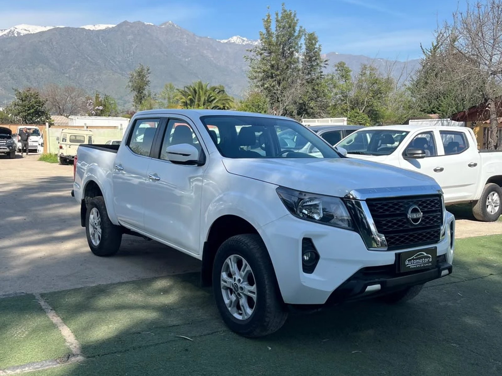 Nissan NAVARA 2023 - Foto 3 de 11