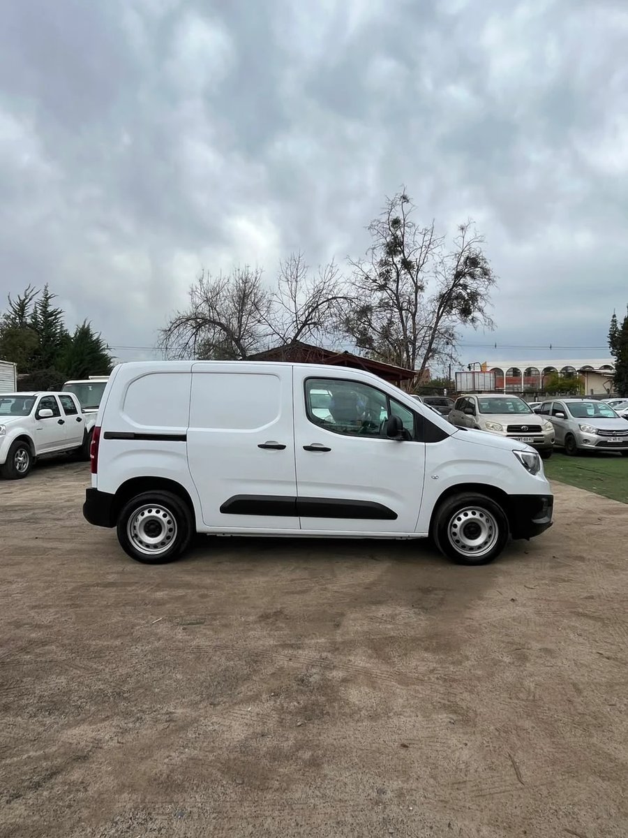Opel COMBO 1.5 2024 - Imagen 4 de 11