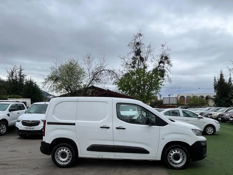 Peugeot PARTNER 2022 - Imagen 4 de 11