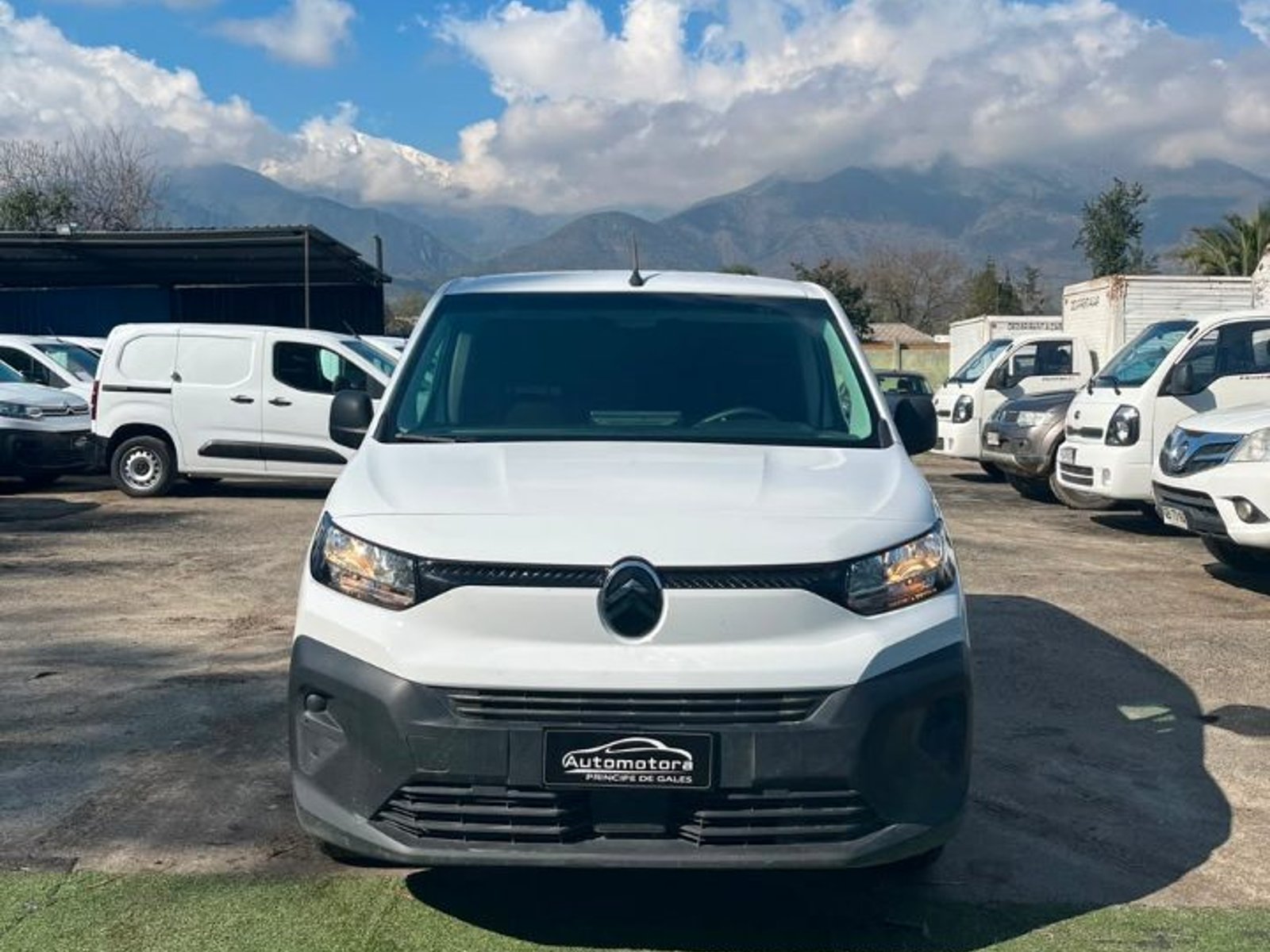 Citroën BERLINGO 2025 - Foto 2 de 10