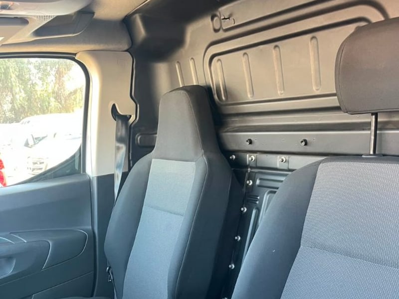 Opel COMBO 1.6 2023 - Imagen 10 de 10