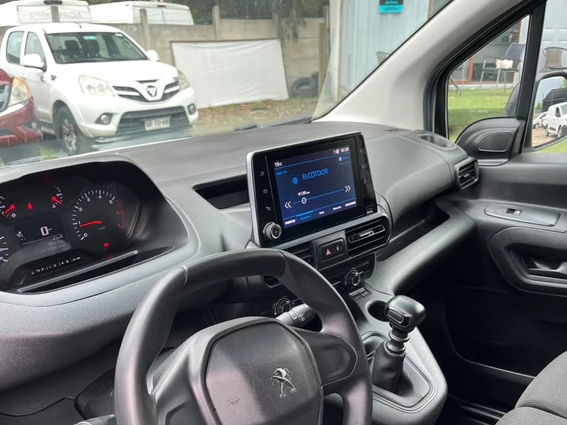 Peugeot PARTNER 2023 - Imagen 9 de 10