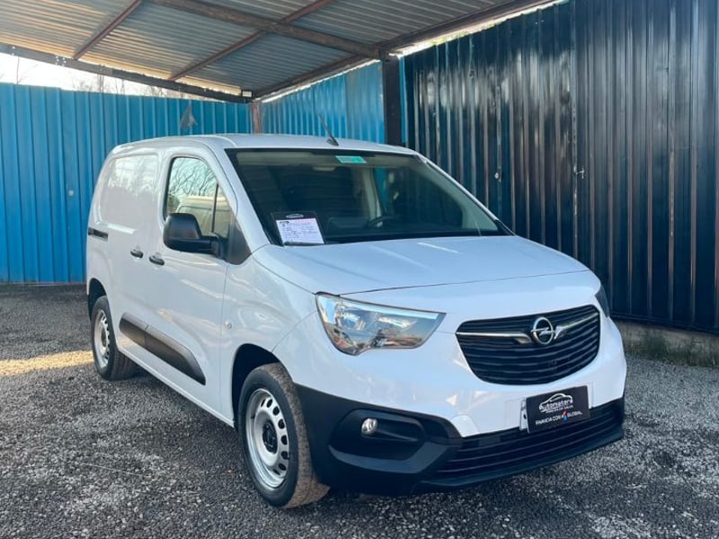 Opel COMBO 1.5 2023 - Imagen 3 de 9