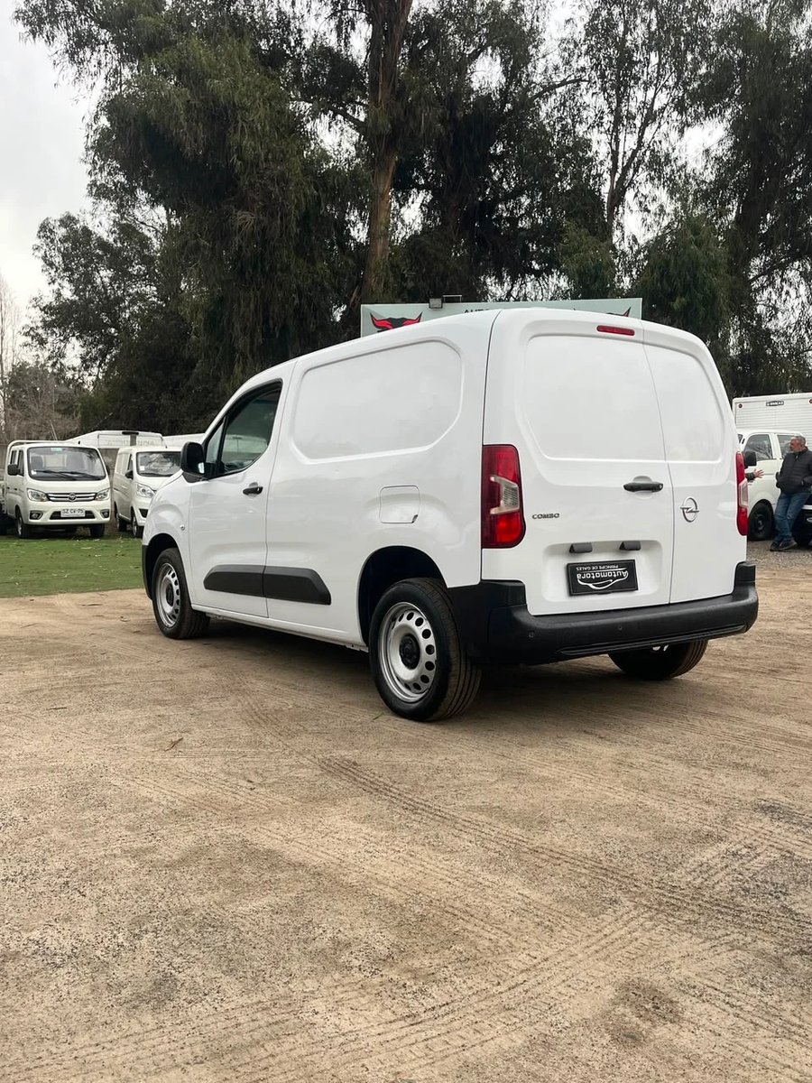 Opel COMBO 1.5 2024 - Imagen 7 de 11