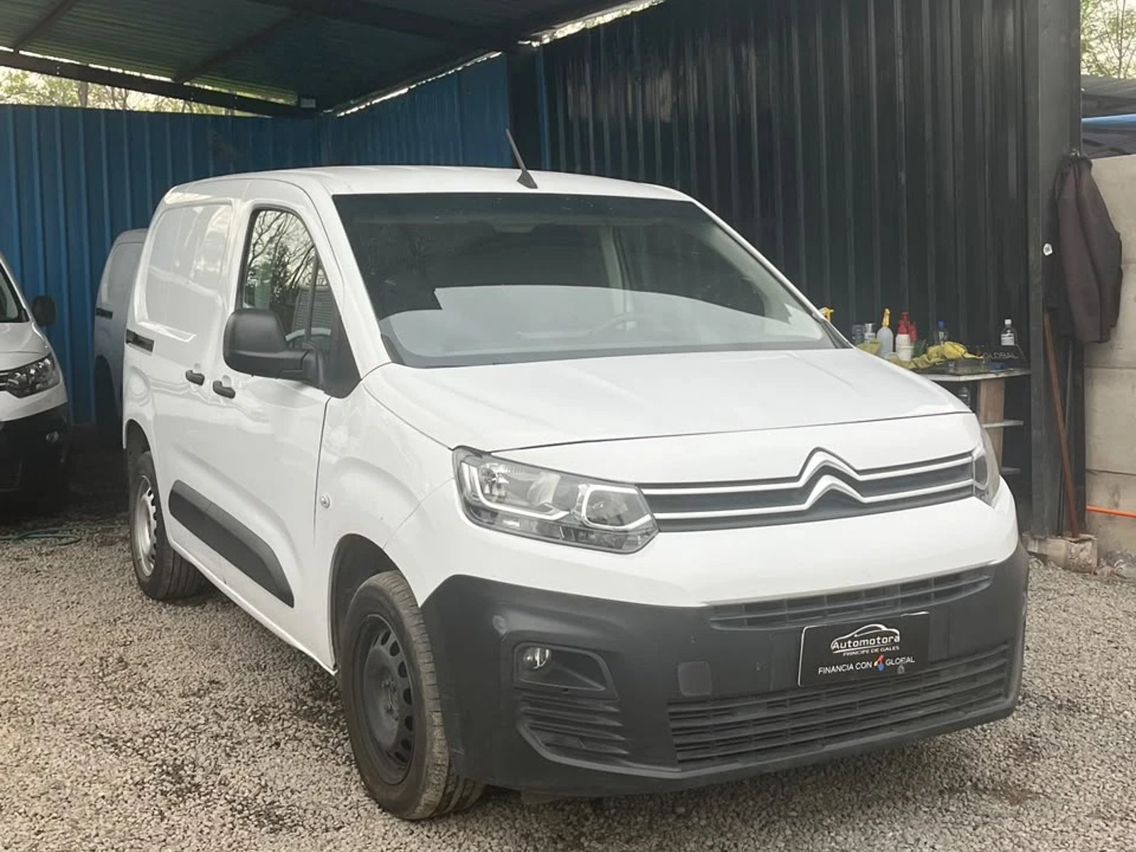 Citroën BERLINGO 2024 - Foto 3 de 4