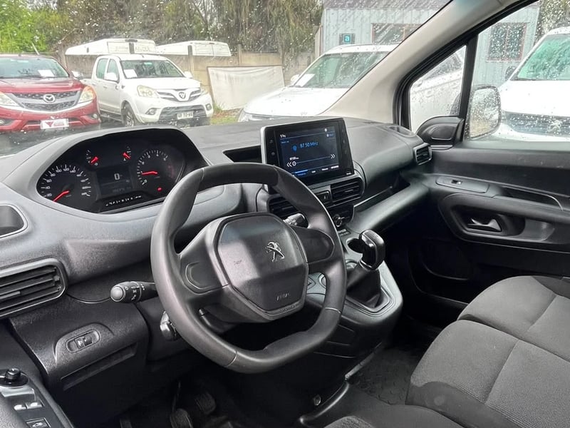 Peugeot PARTNER HDI 1.6 L1 2023 - Imagen 10 de 11