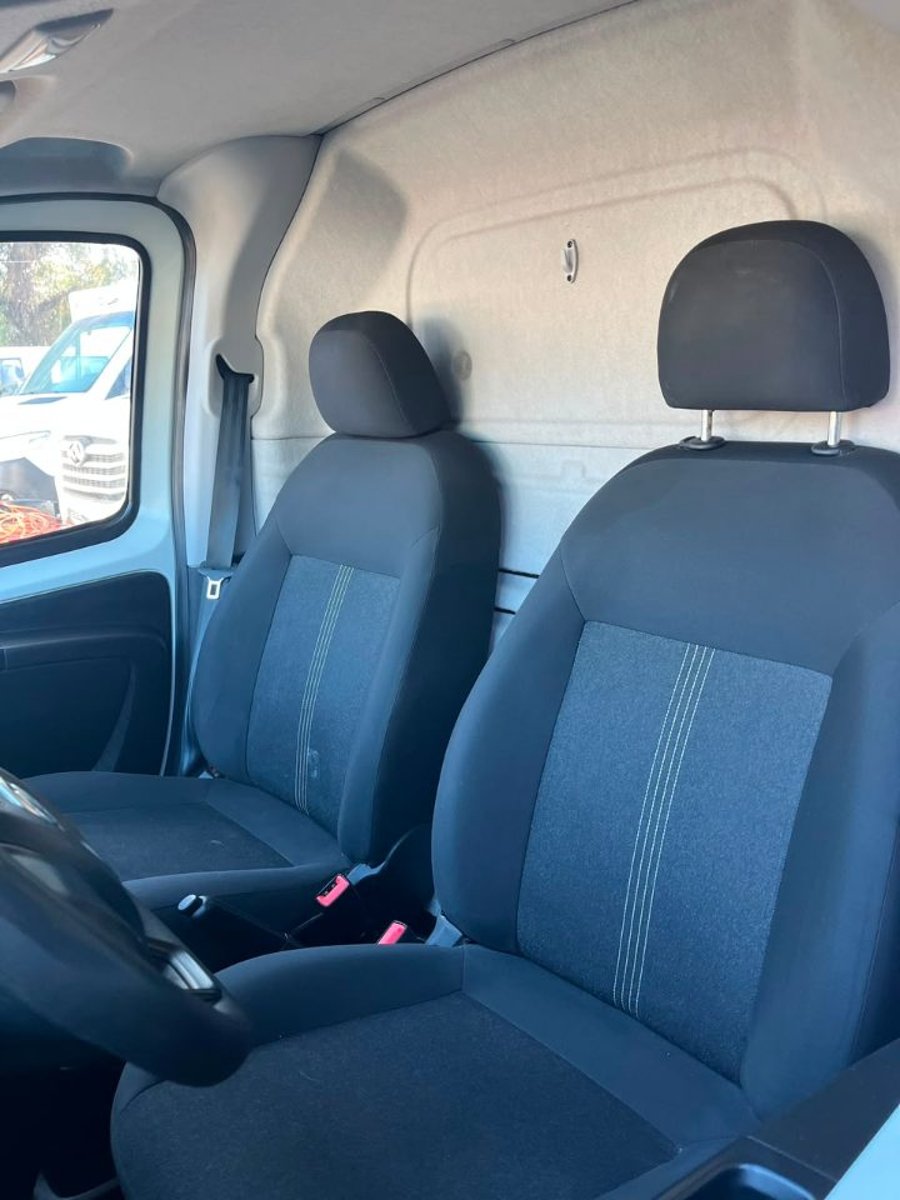 RAM VAN 700 2023 - Imagen 10 de 10