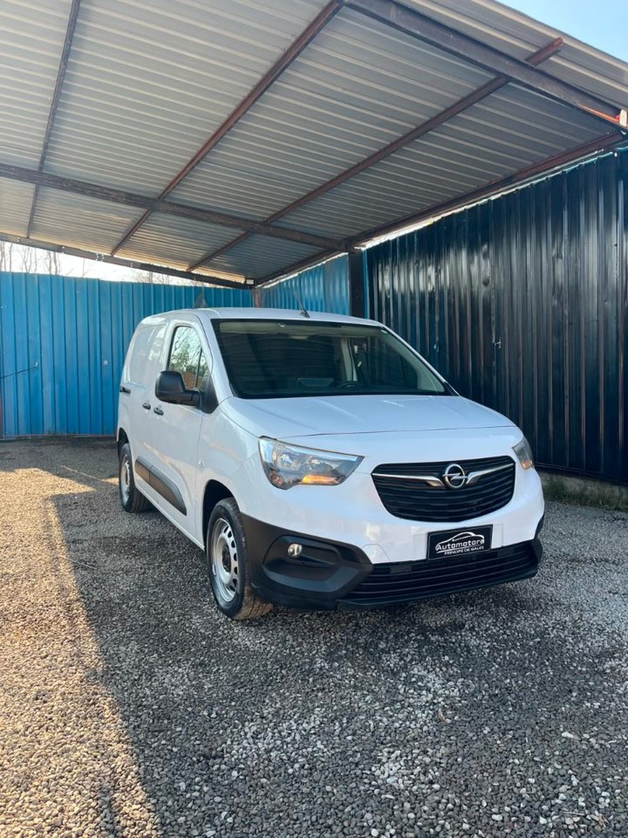 Opel COMBO 2023 - Imagen 3 de 10