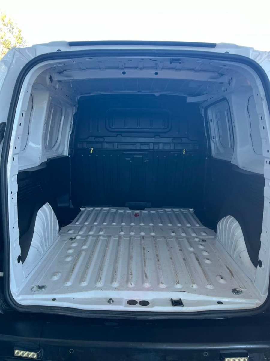 Opel COMBO 2024 - Imagen 8 de 10