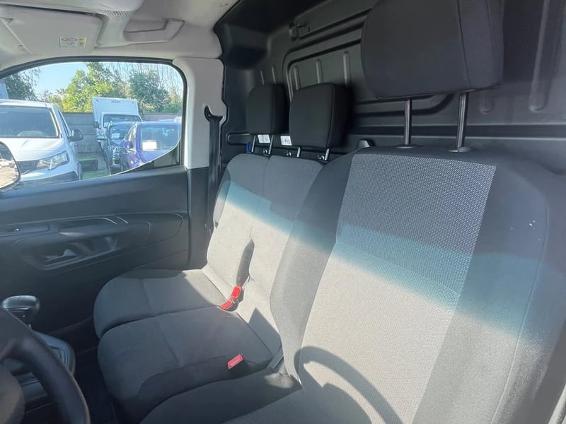Citroën BERLINGO 1.5 BLUEHDI 2023 - Imagen 9 de 10