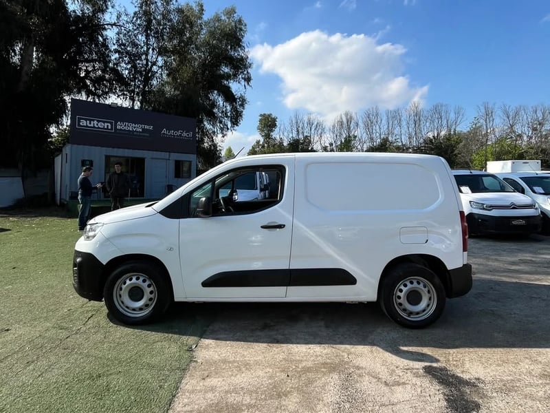 Citroën BERLINGO 1.6 HDI 2022 - Imagen 8 de 10