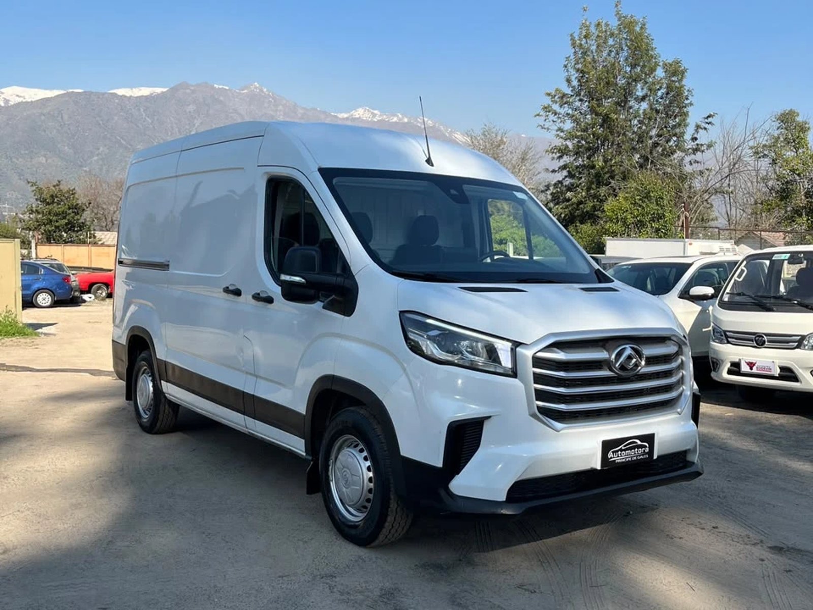Maxus DELIVER 9 2022 - Foto 3 de 13