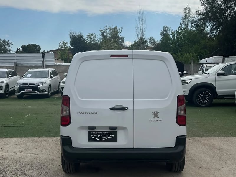 Peugeot PARTNER 1.5 BLUEHDI 2023 - Imagen 6 de 11
