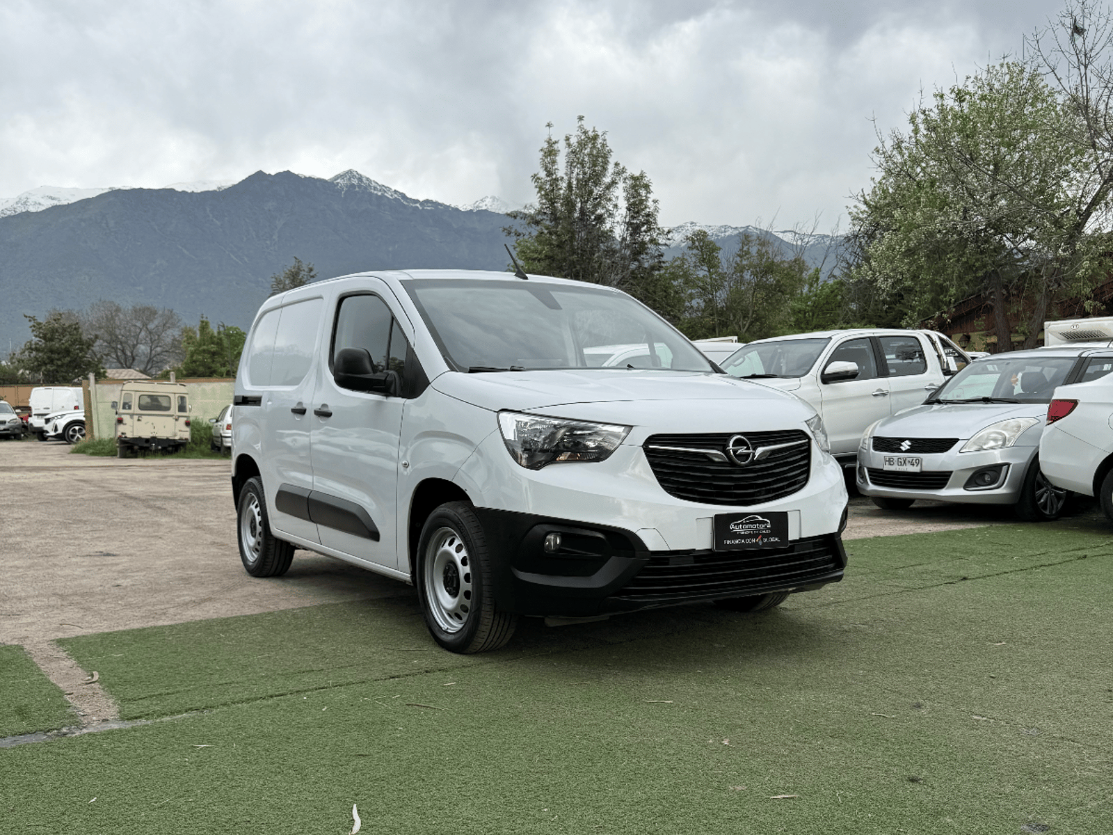 Opel COMBO 2023 - Foto 3 de 8